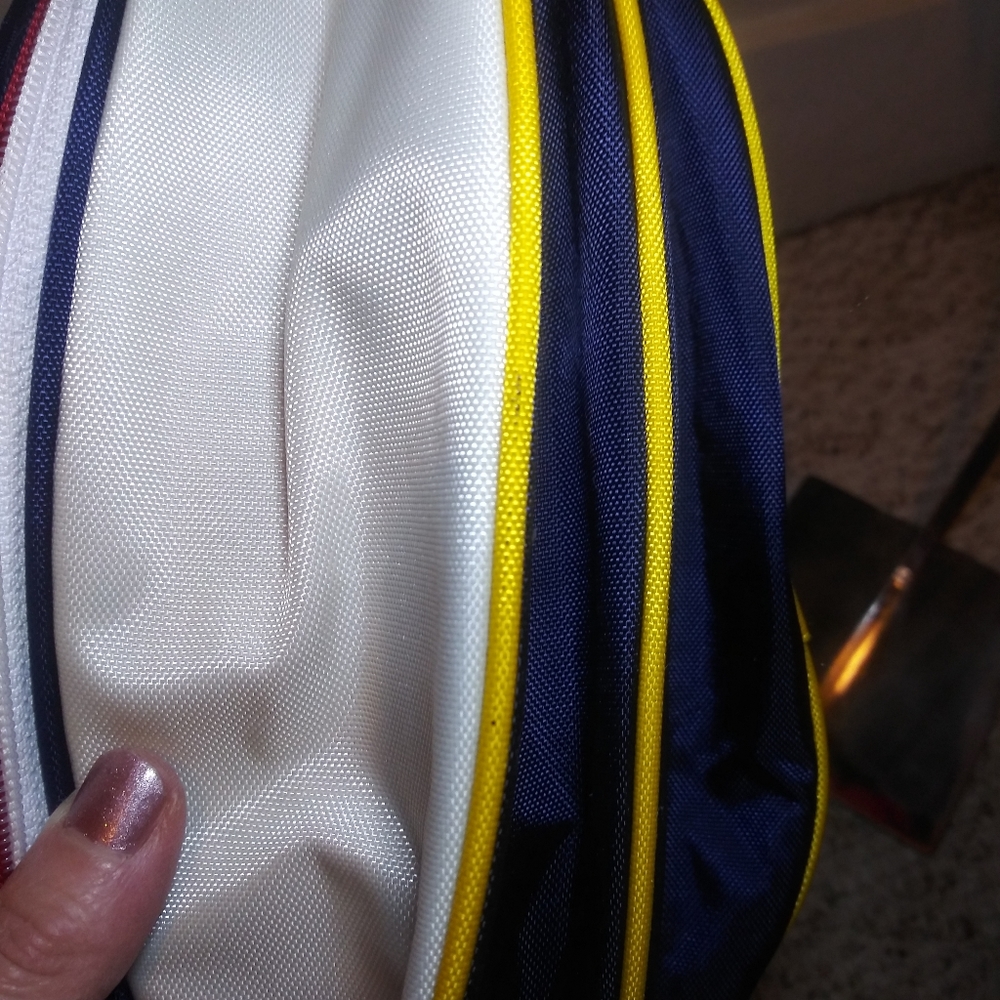 Rare Vintage 90's/Y2k Tommy Hilfiger Colorblock Football Carrying Bag - Picture 12 of 13